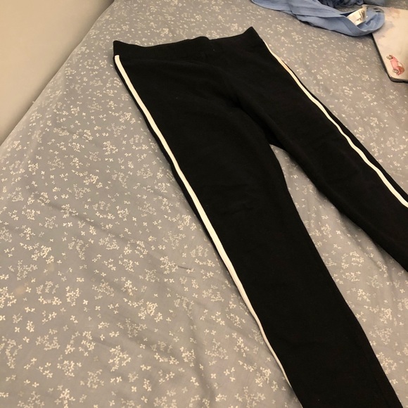 🍒2/$20🍒EXPRESS leggings - Picture 2 of 4